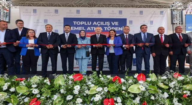 CHP Genel Başkanı Kılıçdaroğlu, Kuşadasında toplu açılış ve temel atma törenine katıldı