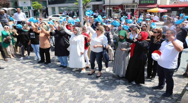 CHPli Başkan Özcana kadınların tepkileri sürüyor
