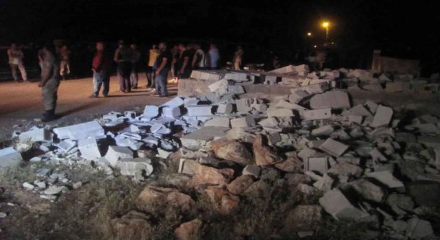 Çocuklar çöken duvarın altında kaldı: 2 ölü, 3 yaralı