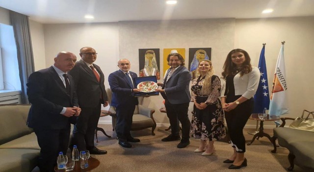 Cumhurbaşkanı Başdanışmanı Topçu ve AK Parti Ordu Milletvekili Gündoğdu Kosovada