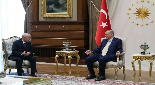 Cumhurbaşkanı Erdoğan, Beştepede Bahçeliyle görüştü