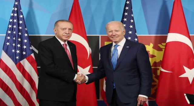 Cumhurbaşkanı Erdoğan: “Ukrayna Savaşında denge politikası yürütme gayretindeyiz”