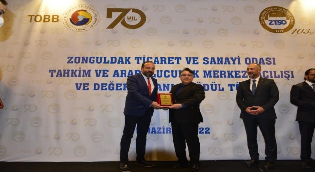 Değer katanlar töreninde ZBEÜye ödül
