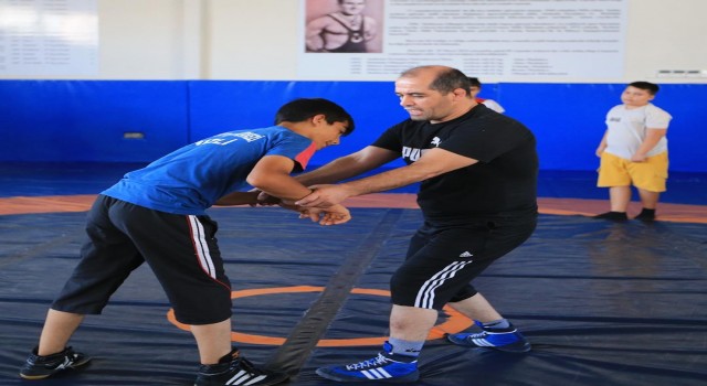 Denizlide 22 branşta ücretsiz kurs ve engelsiz spor okulları açılıyor