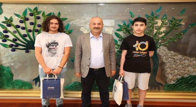 Dereceye giren öğrenciler ödüllendirildi
