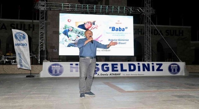 Didimliler Babalar Gününü açık hava sineması ile kutladı