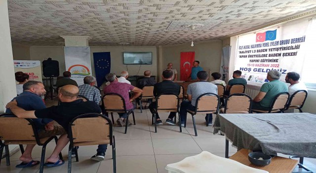 DİKKADdan çiftçilere badem şekeri yapımı eğitimi