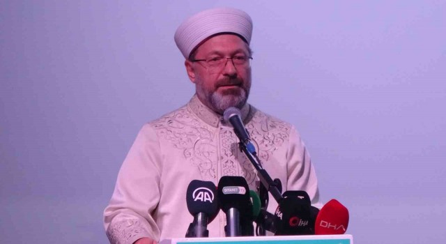 Diyanet İşleri Başkanı Erbaş: Dünyada her dört saniyede bir insan açlıktan ölüyor”