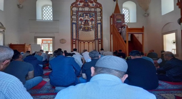 Diyanetten kız babalarına ve düğün yapacaklara uyarı
