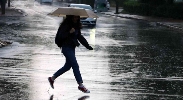 Doğu Anadoluda sağanak etkisini sürdürecek