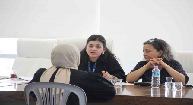 Döşemealtı Belediyesinin ‘kariyer ofisi istihdam sağlıyor