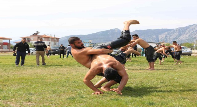 Döşemealtının pehlivanları Kırkpınara hazırlanıyor