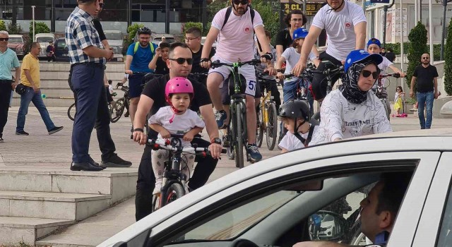 Dünya Bisiklet Gününü ve Çevre Haftasını pedal çevirerek kutladılar