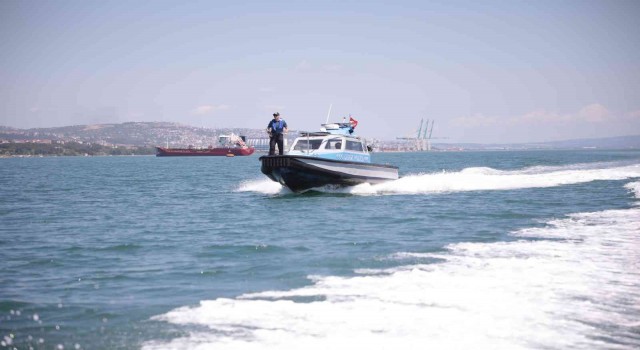 Dünya ticaretine yön veren körfezin güvenliği onlara emanet