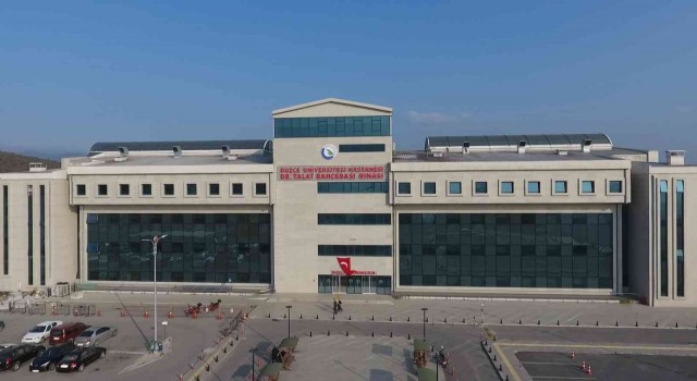 Düzce Üniversitesi Hastanesi bir basamak daha yükseldi
