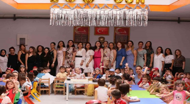 Efelerli miniklerin 100üncü gün kutlaması