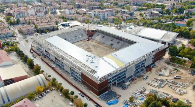 Elazığ Stadyumunda çalışmalar yeniden başladı