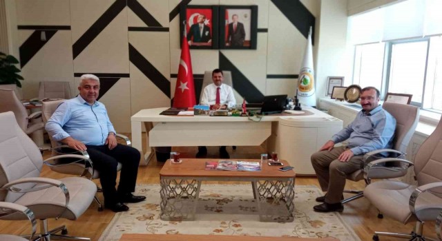 Emet ve Hisarcık belediye başkanlarından Müdür Dündara ziyaret