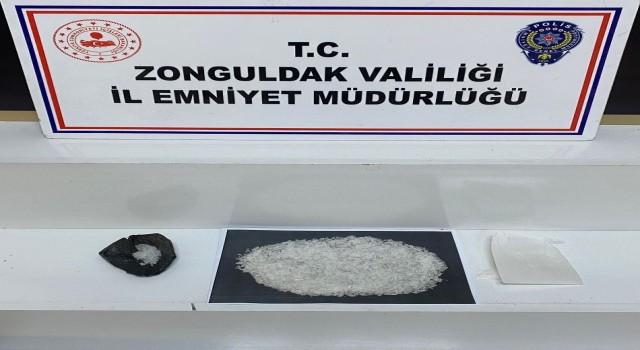 Emniyetten uyuşturucu operasyonu; 2 tutuklu
