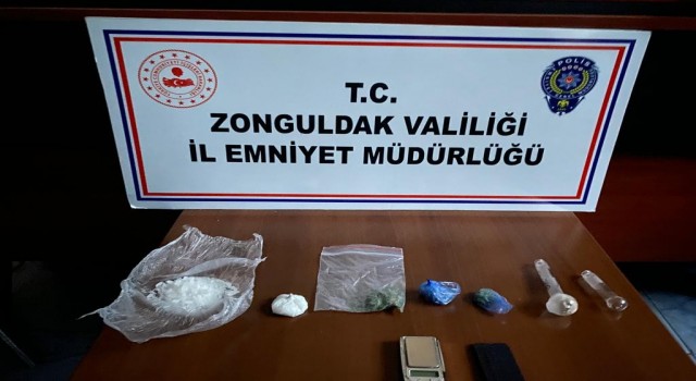 Emniyetten uyuşturucu operasyonu: 2 tutuklu