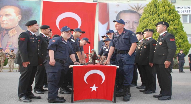 Engelli gençler çakı gibi asker oldu