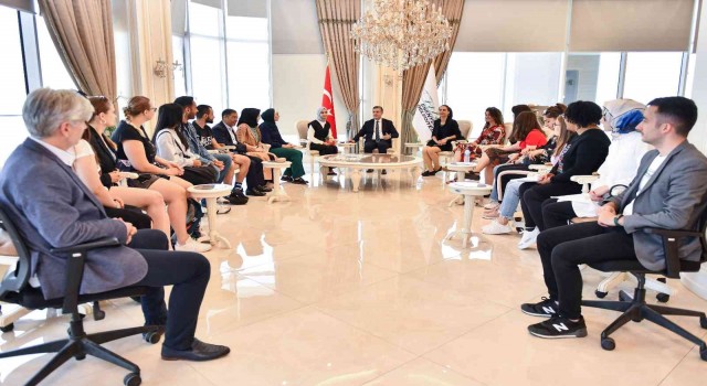 Erasmuslu öğrenciler Esenyurtu ziyaret etti