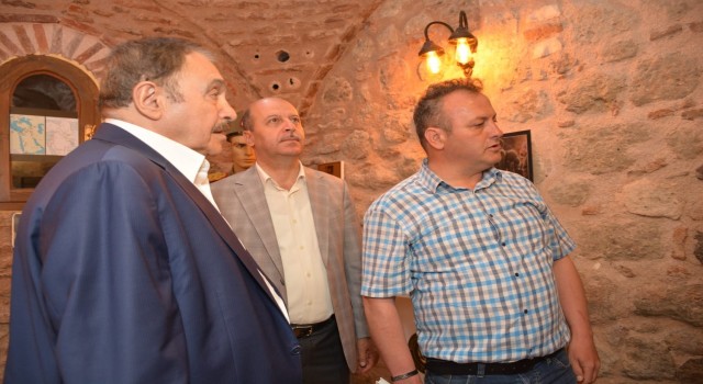 Eroğlunu duygulandıran Şuhutlu Şehit ve Gaziler Hatıra Merkezi ziyareti