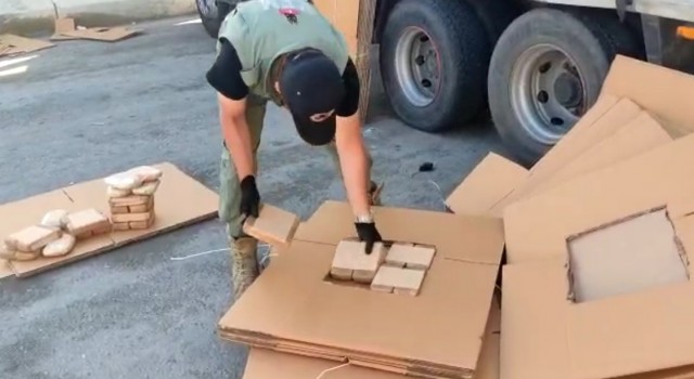 Erzincanda 23 kilo 767 gram eroin ele geçirildi