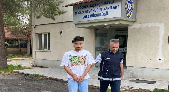 Erzincanda göçmen kaçakçısı 1 kişi tutuklandı