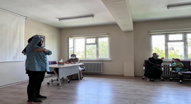 Erzincanda kanser erken tanı eğitimi