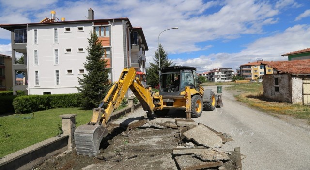 Erzincanda üst yapı çalışmalarına devam ediyor
