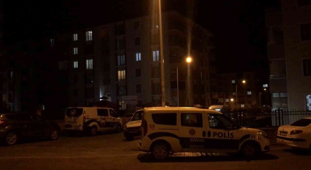 Erzurumda doktor evinde ölü bulundu