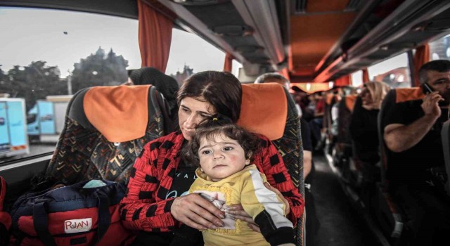 Esenyurtta 34 Suriyeli daha ülkesine gönderildi