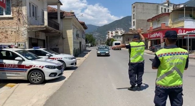 Finikede dron ile trafik denetimi