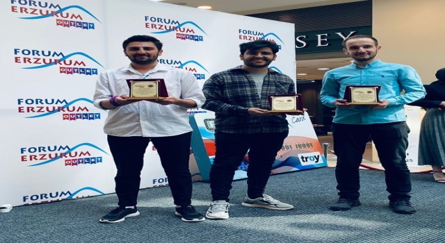 Forum Erzurum Outletde öğrencilere destek veren anlamlı etkinlik