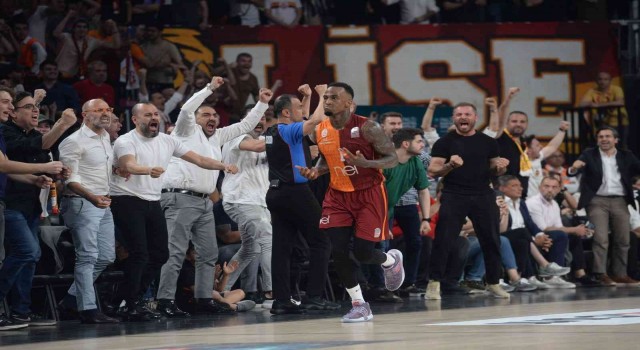 Galatasaray Nef seride durumu 2-2ye getirdi
