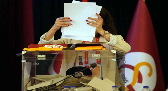 Galatasaray seçiminde oy sayma işlemi başladı