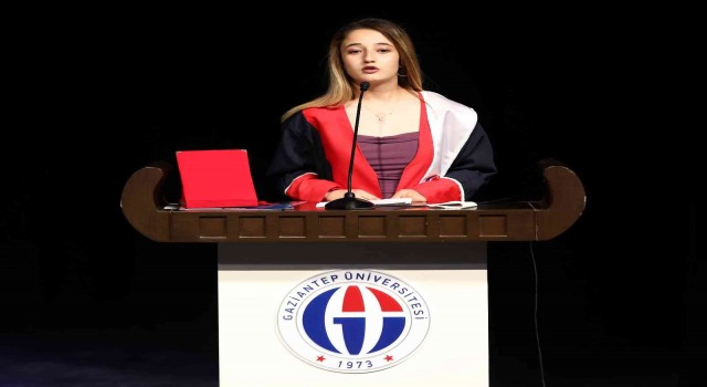 GAÜN Spor Bilimleri Fakültesi öğrencileri coşkuyla mezun oldu