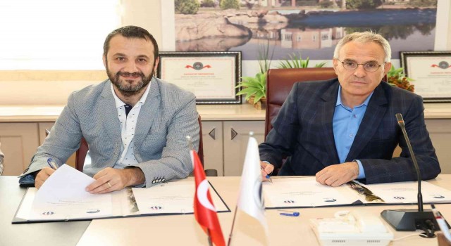 Gaziantep Üniversitesinde iş birliği ve hibe protokolü imzalandı