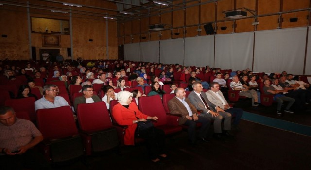 Gelincikler Narindir oyunu izleyicilerden tam not aldı