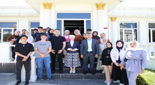 Gençlik Köşesi Programları başladı