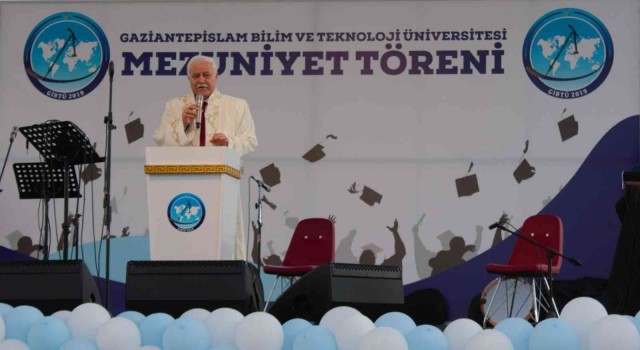 GİBTÜde mezuniyet heyecanı