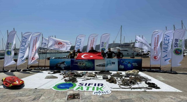 Göcekte deniz dibi temizliği yapıldı