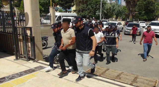 Göçmen kaçakçılığı iddiasıyla gözaltına alınan 7 organizatör adliyede