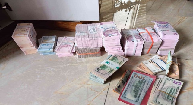 Gözaltı sayısının 310a çıktığı Demir Yumruk operasyonun detayları belli oldu