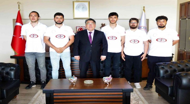 Grizu-263 Uzay Takımına rektörden teşekkür belgesi