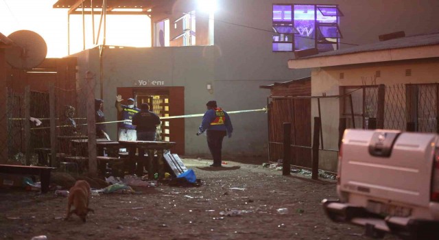 Güney Afrikada gece kulübünde ölen 21 genç gazdan zehirlenmiş olabilir