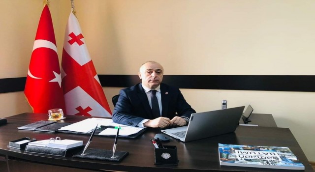Gürcistana girişte aşı pasaportu ve test belgesi kaldırıldı