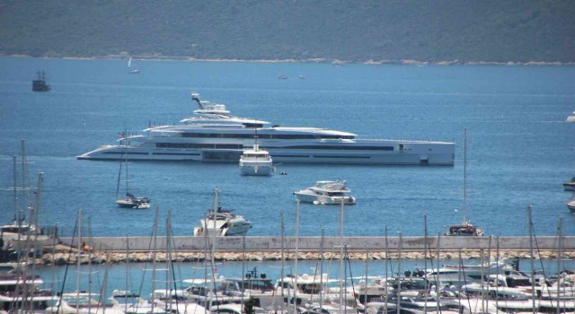 Haftalık kirası 1.8 milyon avro