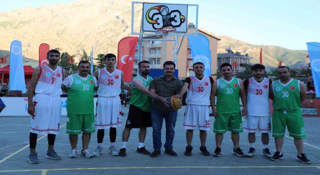 Hakkaride 3x3 ‘Sokak Basketbol Şampiyonası başladı